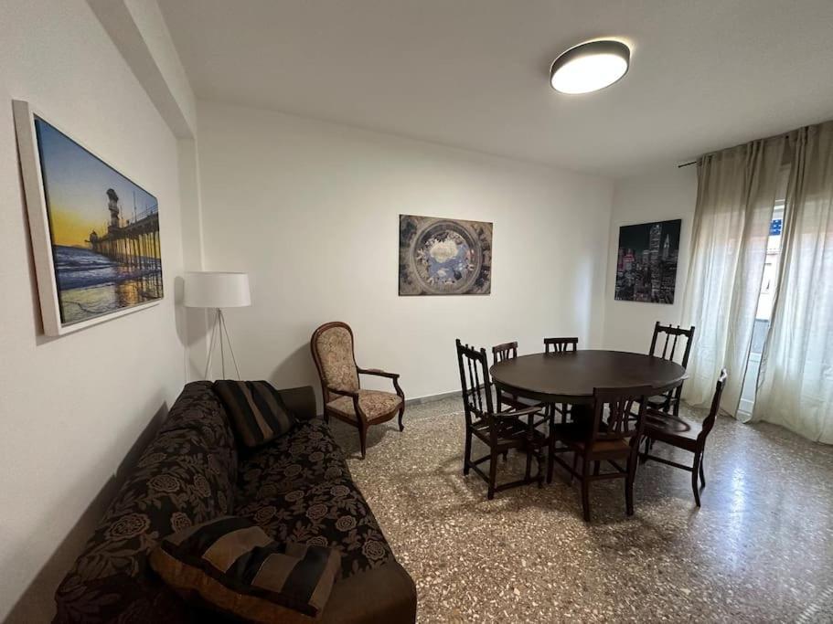 Metro C - Centocelle Ampio Appartamento Con Tre Camere Da Letto Rom Exterior foto